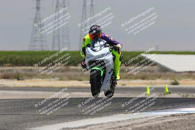 media/Aug-03-2025-TrackDaz (Sun) [[bf4a71acf9]]/C Group/1240pm (Wheelie Bump)/